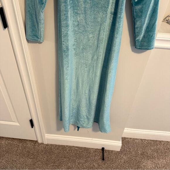 ASOS Blue Velvet Long Sleeve Belted Maxi Dress 6 - Picture 7 of 11